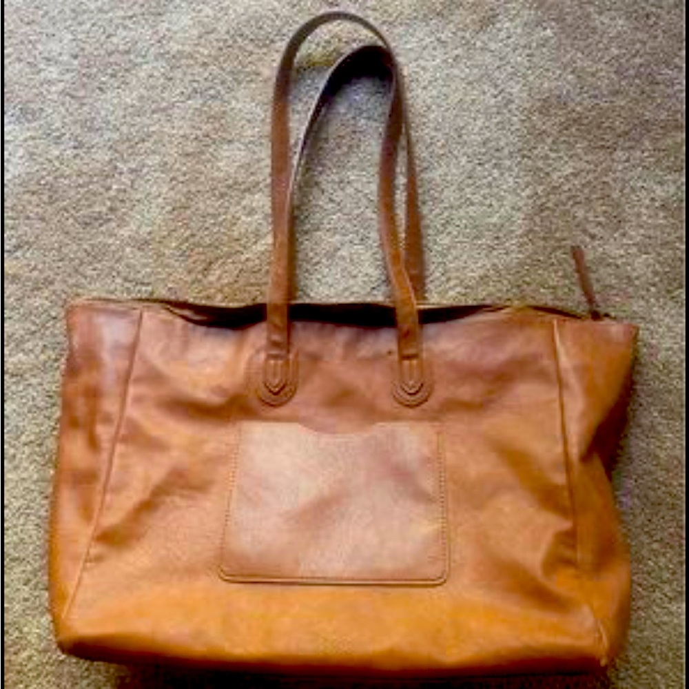 Universal Thread Women’s Handbag